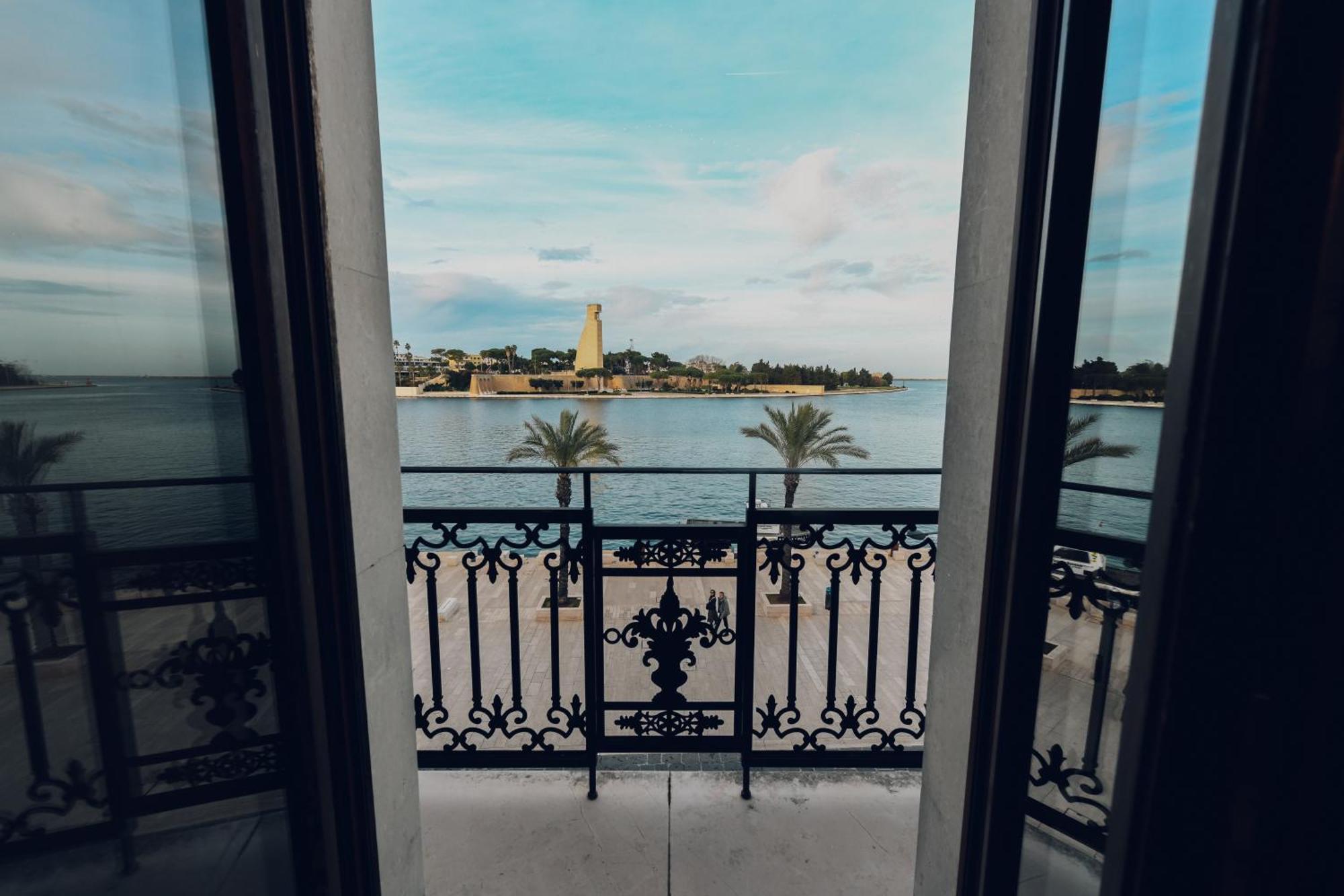 Verso Oriente Brindisi Extérieur photo
